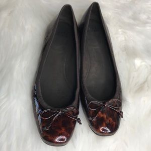 Stuart Weitzman Sz 7.5 Leopard  Patent Leather